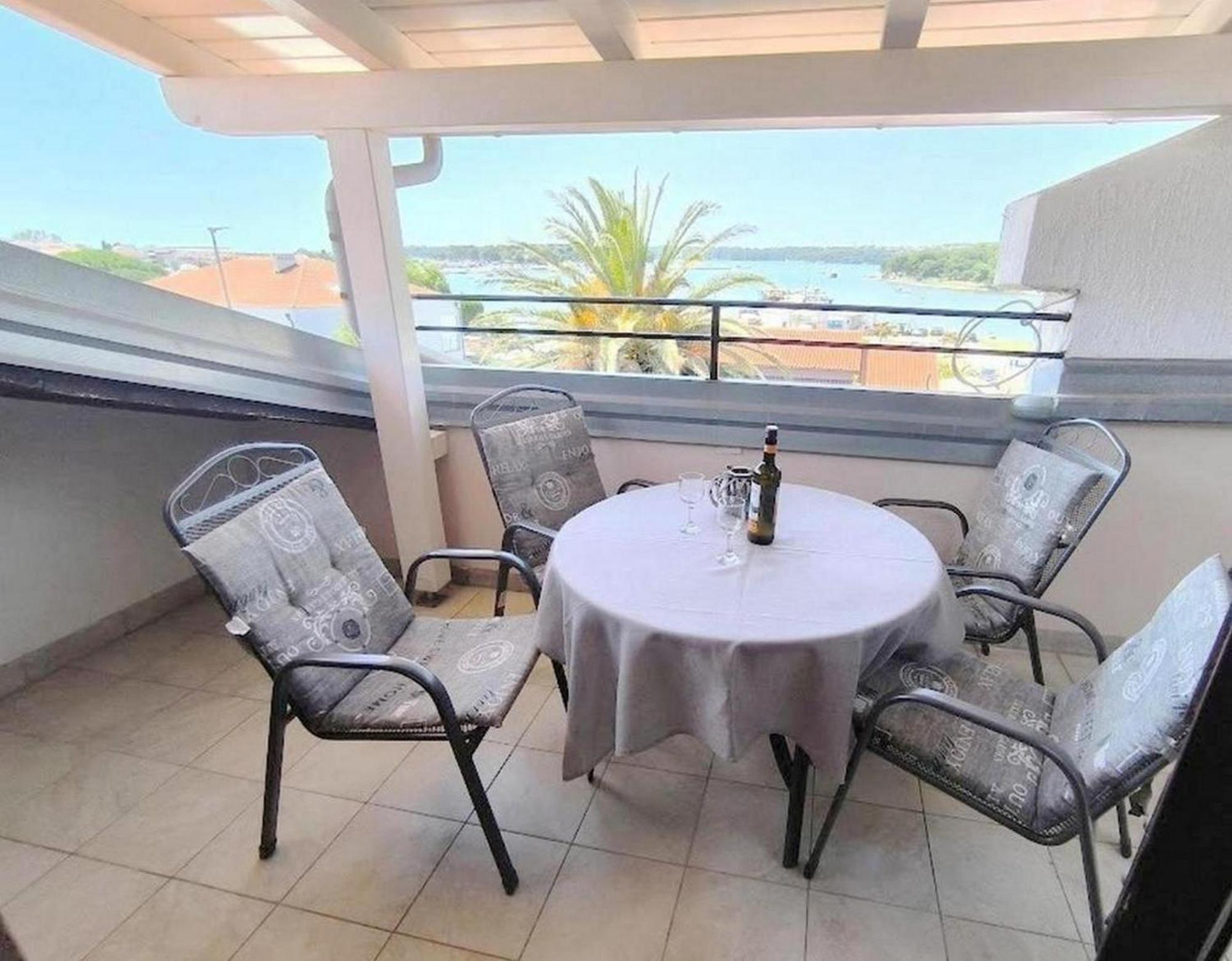 Rooms And Apartments Palma B&B Medulin Exteriér fotografie