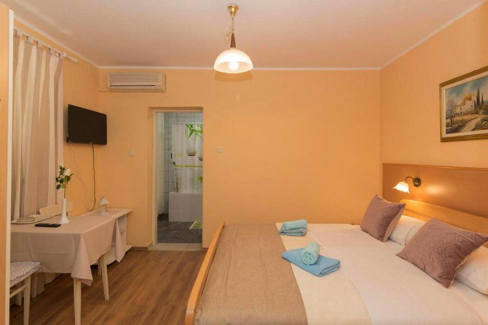 Rooms And Apartments Palma B&B Medulin Exteriér fotografie